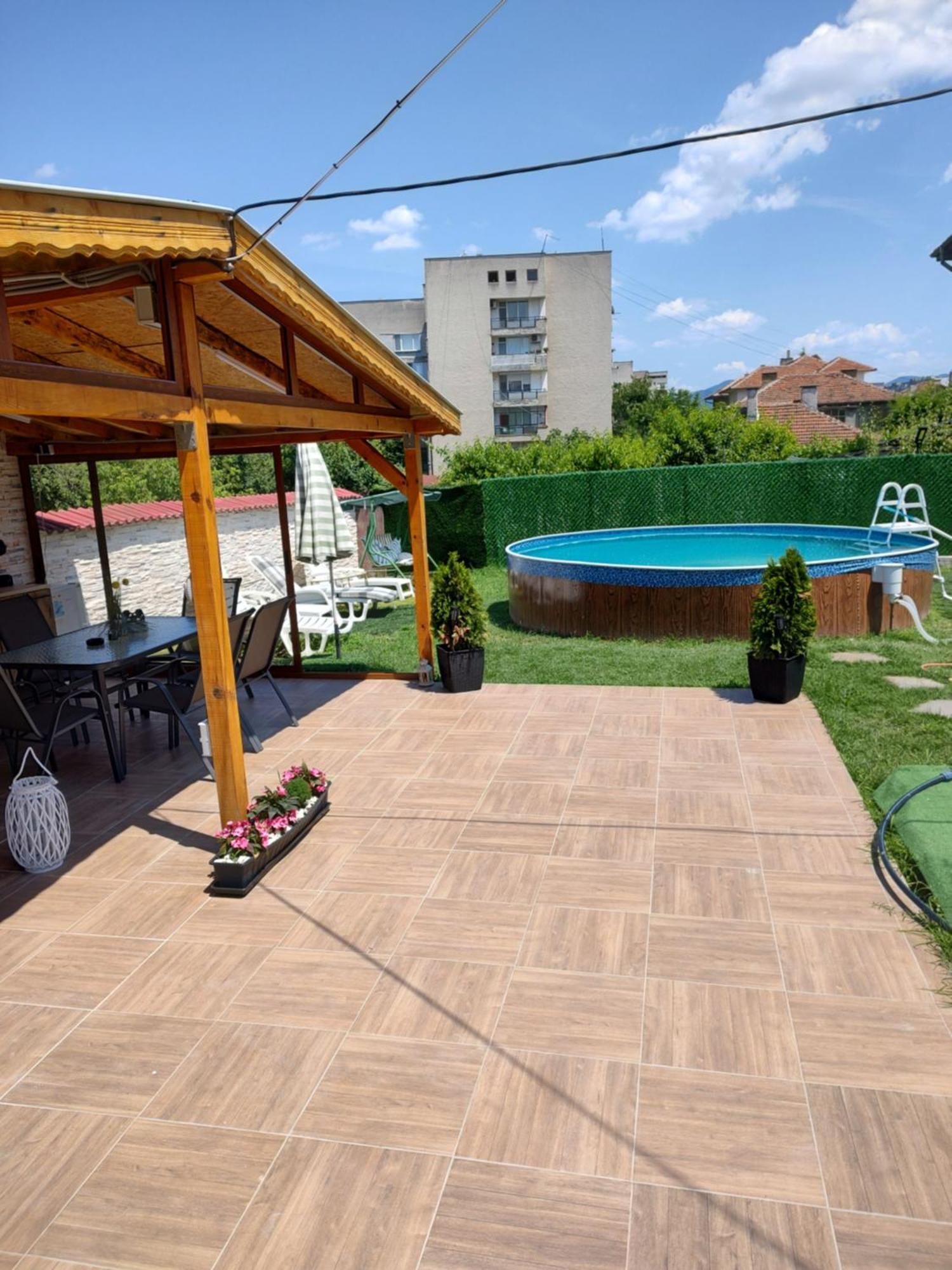 Къща Карби Kŭrdzhali Dış mekan fotoğraf